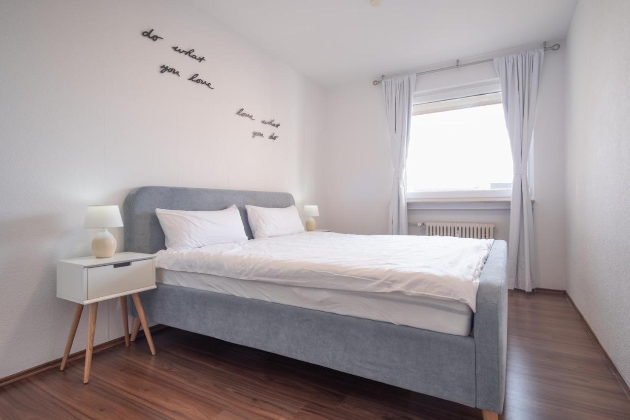 Schoene 2 Zimmerwohnung Mit Uhd-Tv, Grossem Balkon Und Haengematte Lampertheim Exterior photo
